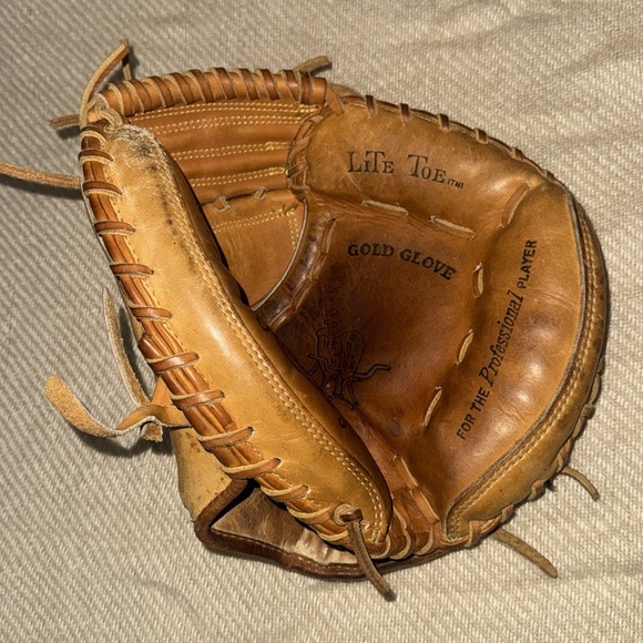 Vintage Rawlings catchers mitt heart of the hide - Picture 5 of 5